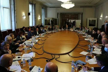 Без мажоритарен вот, бюлетините – и хартиени