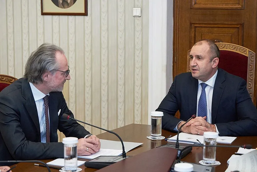 Радев с вето по част от Закона за съдебната власт