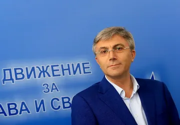 Карадайъ с поздрав към учениците за празника