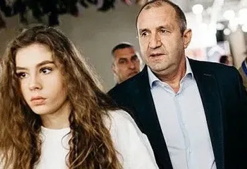 Радев пропуска церемония в НАТФИЗ