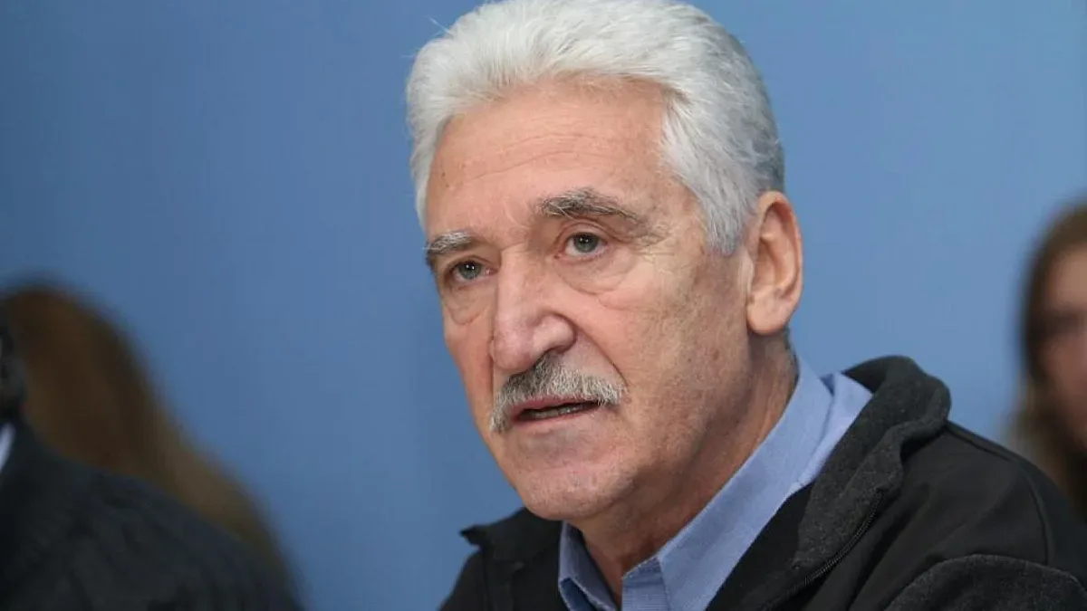Кр. Велчев: 150 самолета продадени по 2000 лева