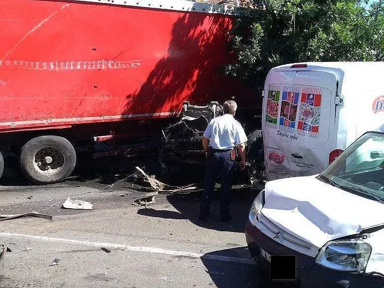 Петима остават на лечение след ужаса в Айтос
