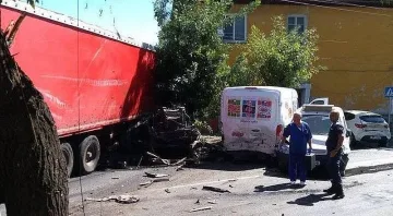 Тирът-убиец от Айтос каран от дрогиран шофьор