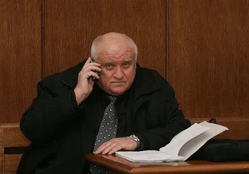 Адв. Марковски: Хвърляш яйце - 200 лв. глоба