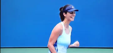 Цвети мачка на US Open, наред е Серина