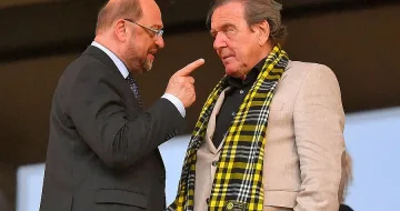 Погнаха бивш политик да се откаже от Русия