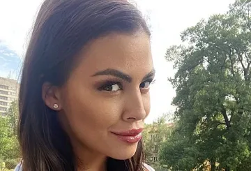 Деси Цонева не е на себе си, нещо ужасно я сполетя