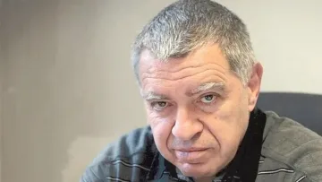 Защо не може и машини, и предсрочен вот