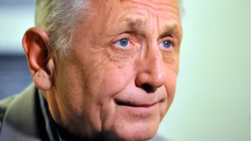 Отиде си още една филмова легенда