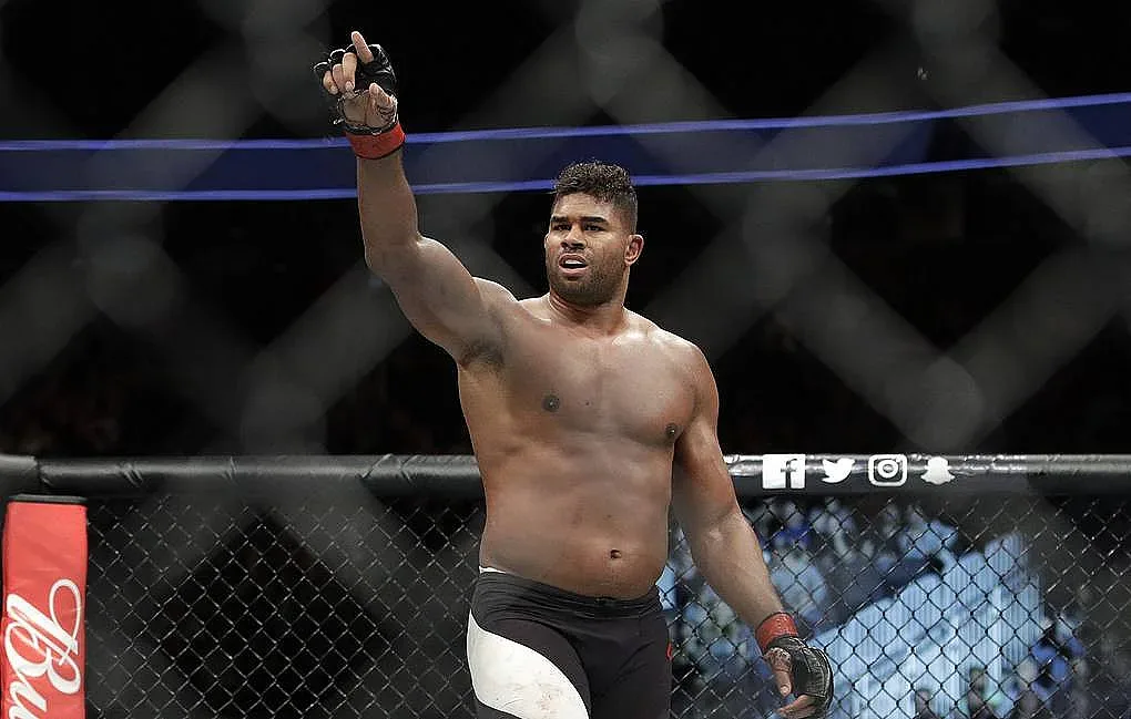 Ветеран победи Сакай с технически нокаут