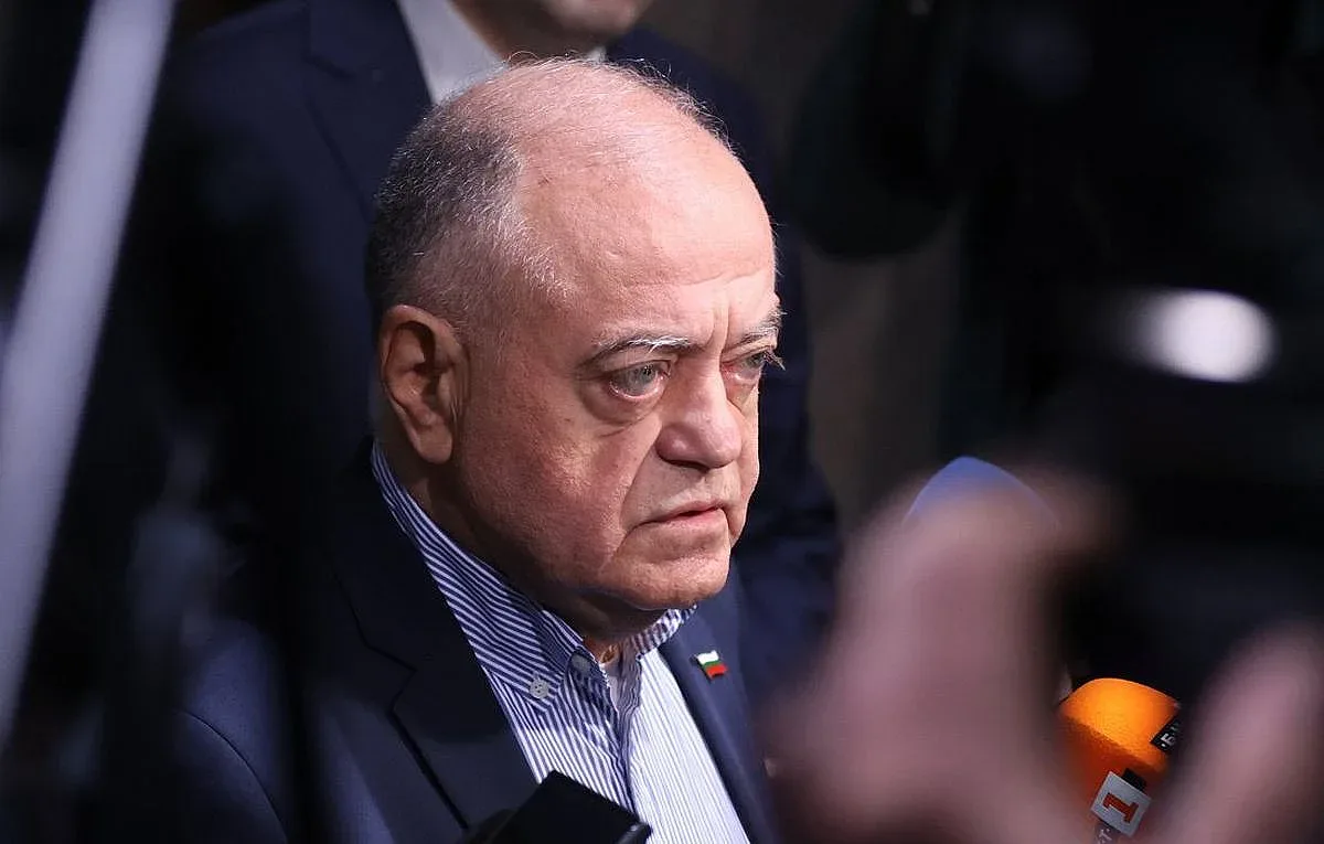 Атанасов скочи! Иска закон за влизане в еврозоната