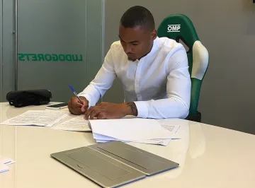 Лудогорец подписа с национал на Бенин