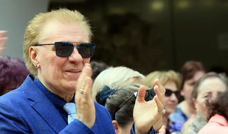 Васко Кеца се натърти яко в ресторант