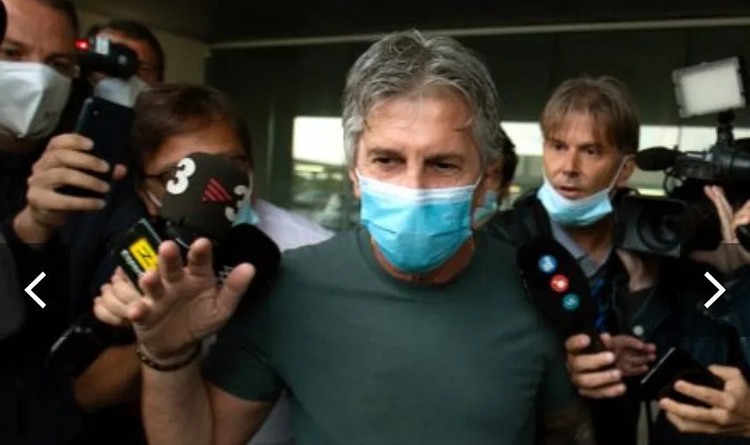 Бащата на Меси се заяде с Барса