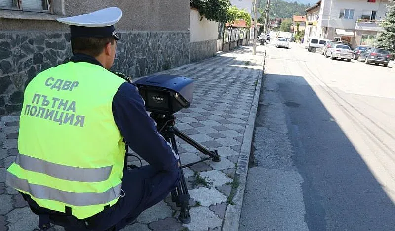 КАТ се закани на шофьорите за трите почивни дни