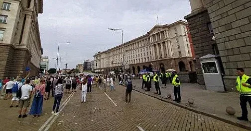 Алфа Рисърч: 66.2% подкрепят протестите