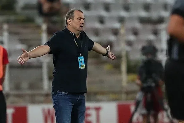 Славия остана без треньор