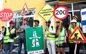 Протестърите се насочиха към Европа