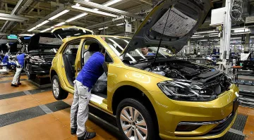 Тестват поне 1 от 40 000 нови коли