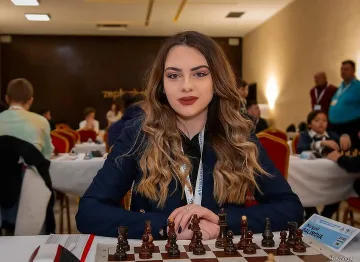Царицата на шаха смаза световна шампионка. България на крака