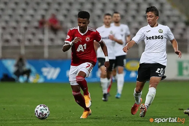 Драма! 10 от ЦСКА сломиха Славия