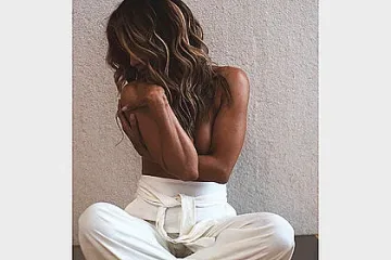 Холи Бери се върна в младостта