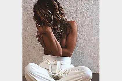 Холи Бери се върна в младостта