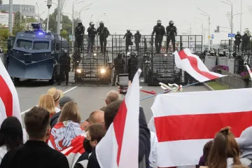 Беларуската полиция задържа 20 журналисти