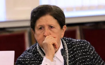 Шефката на ЦИК хвърли оставка след скандал с Дончев