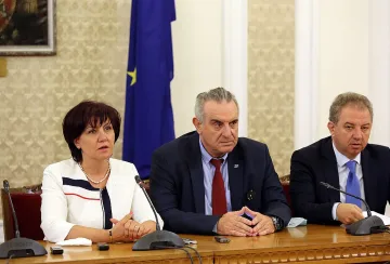 НФСБ подкрепя свикване на ВНС