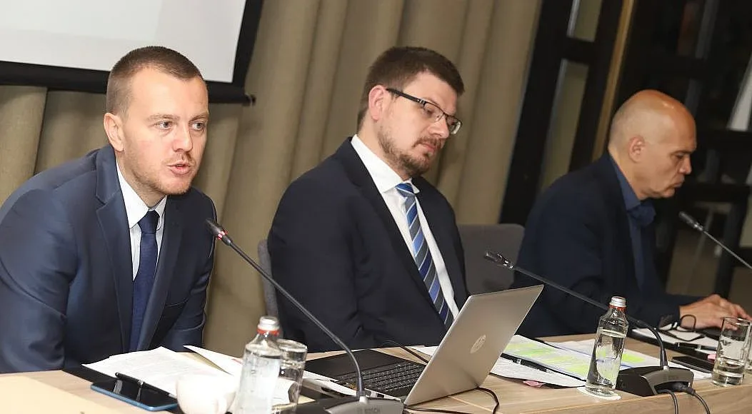 Fitch оценила трезво икономиката на България