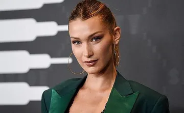 Излиза ли Бела Хадид с Гришо?