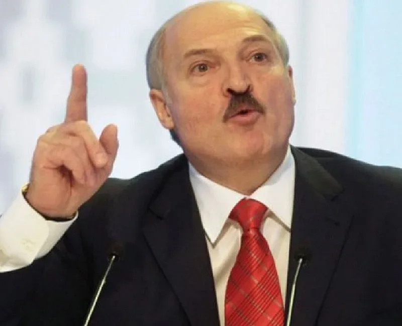 Лукашенко не помръдва,  а инфлацията излетя