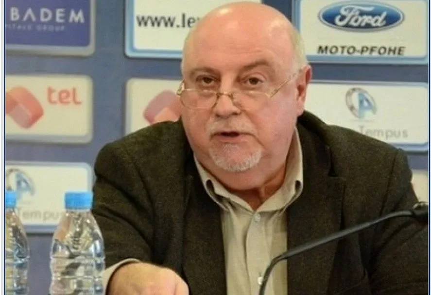 Синя рокада! Баждеков сменя Павел Колев