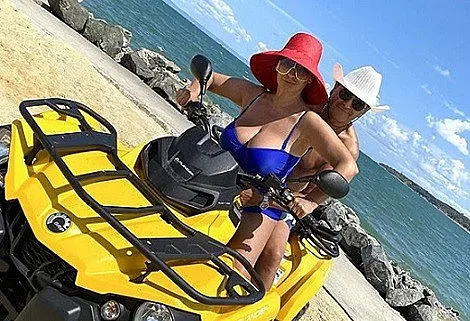 Бюстът на Катя завладя ефира