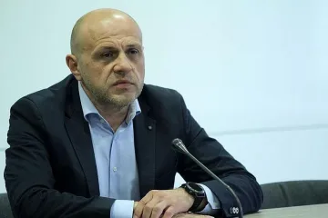 ЦИК кани Дончев за машинното гласуване