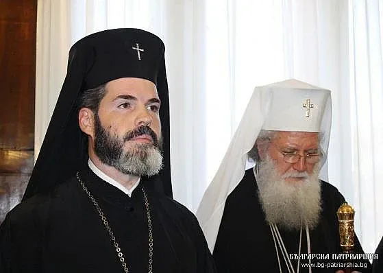 Митрополит Антоний поема Доростолската епархия