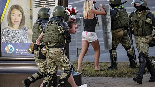 Протест пред посолството на Беларус в София