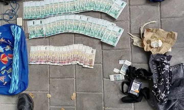 Момиче на 15 закопчано за телефонни измами