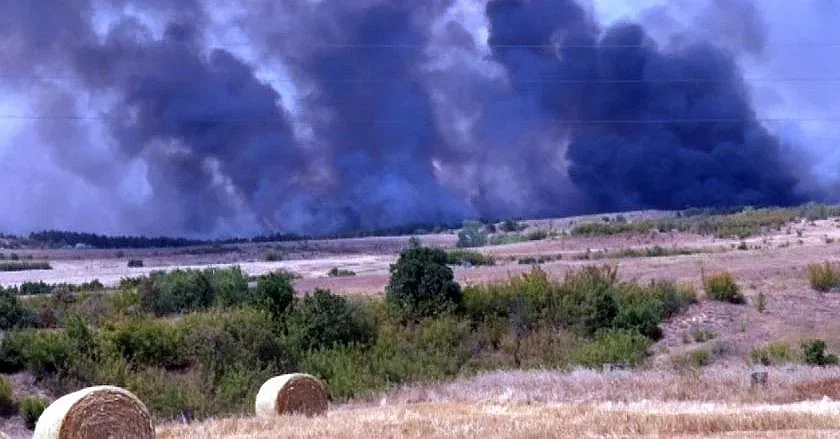 Пожари вкараха общини в бедствено положение