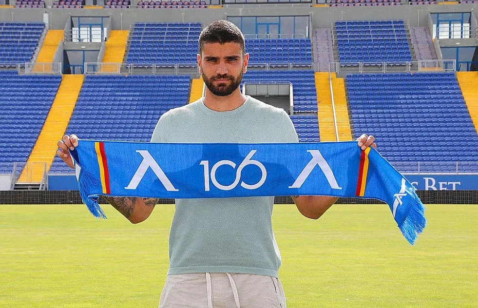 "Левски" се уреди с вратар