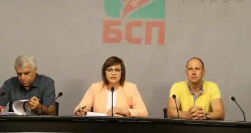 Нинова не може без Борисов, пак иска в парламента