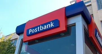 Пощенска банка внедри роботи в администрацията
