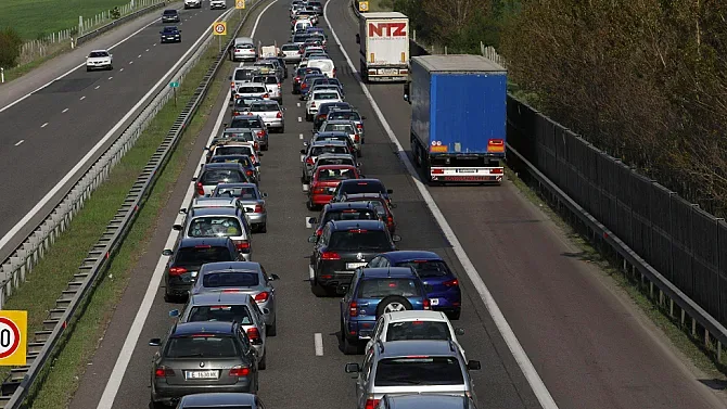 Полицията: Пътят за Гърция не е блокиран