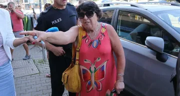 Вкараха в чудо случайна жена за спора на Орлов мост