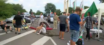 Протестна блокада и нерви край Стара Загора