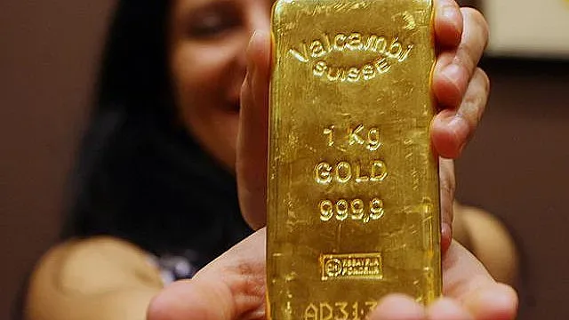 Златото проби $2000,  ще стигне ли $3000?