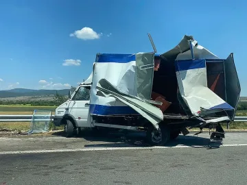 Два тира блокираха АМ Тракия