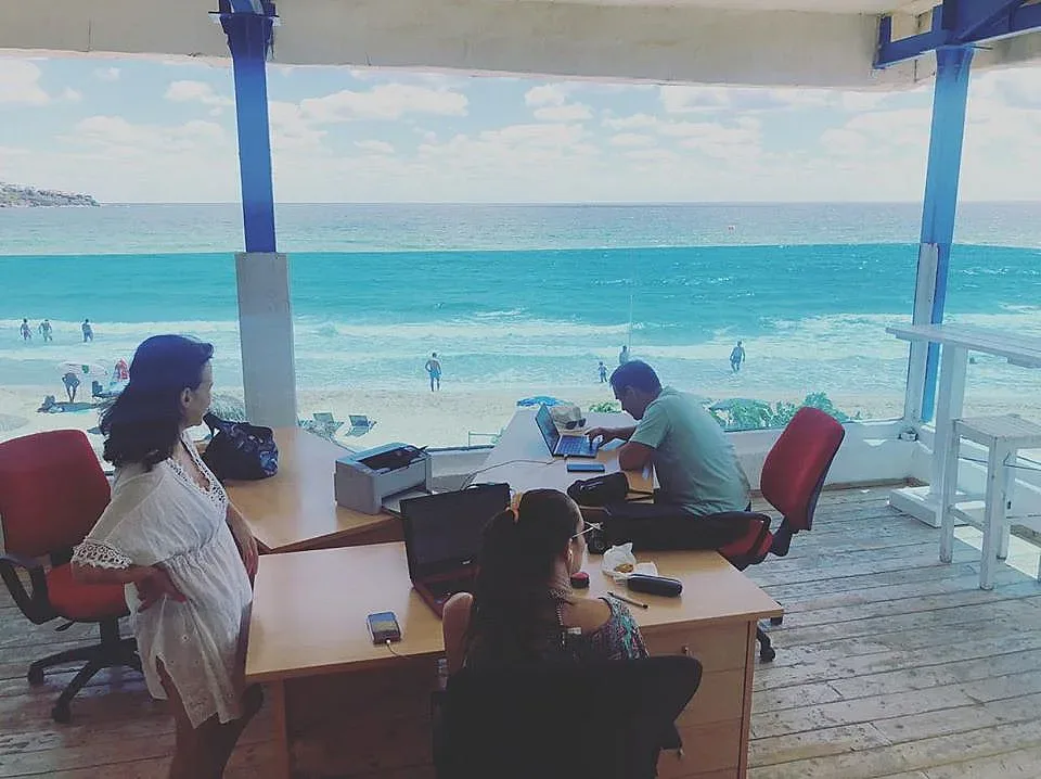 Плажен офис отвори в Каваците