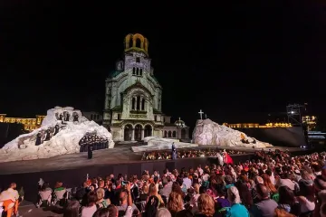 Софийската опера с грандиозни спектакли пред "Св. Александър Невски"